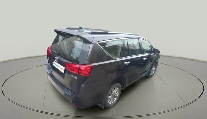 2017 Toyota Innova Crysta 2.8 GX AT 7 STR, Diesel, Automatic, 1,76,135 km, exterior