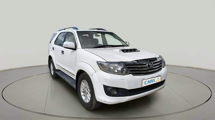 2011 Toyota Fortuner 3.0 4X4 MT, Diesel, Manual, 1,71,789 km, exterior