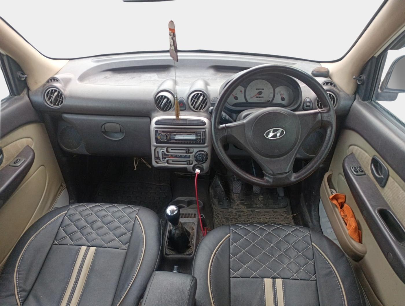 2013 Hyundai Santro Xing GL PLUS, Petrol, Manual, 1,03,600 km, interior