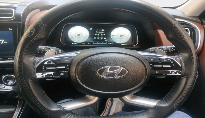 2022 Hyundai ALCAZAR 1.5 SIGNATURE (O) AT 7STR, Diesel, Automatic, 1,22,333 km, interior