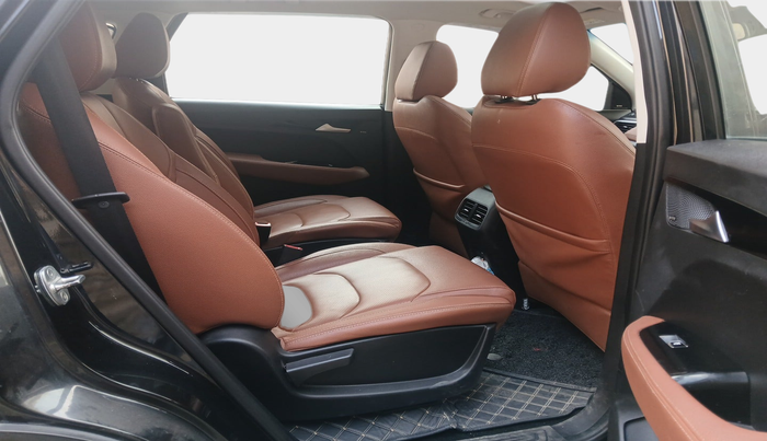 2020 MG HECTOR PLUS SHARP 2.0 DIESEL TURBO MT 6-STR, Diesel, Manual, 77,263 km, interior