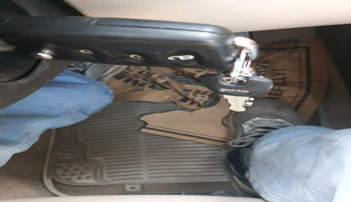 2013 Volkswagen Vento HIGHLINE 1.6 MPI, Petrol, Manual, 87,643 km, interior