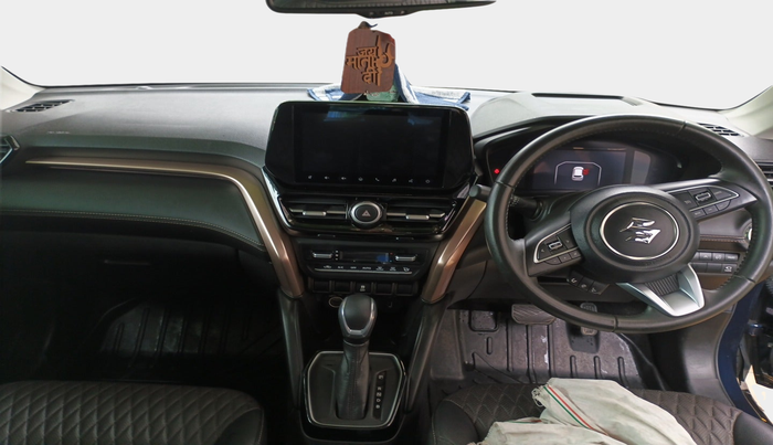 2023 Maruti Grand Vitara ALPHA SMART HYBRID AT, Petrol, Automatic, 21,292 km, interior
