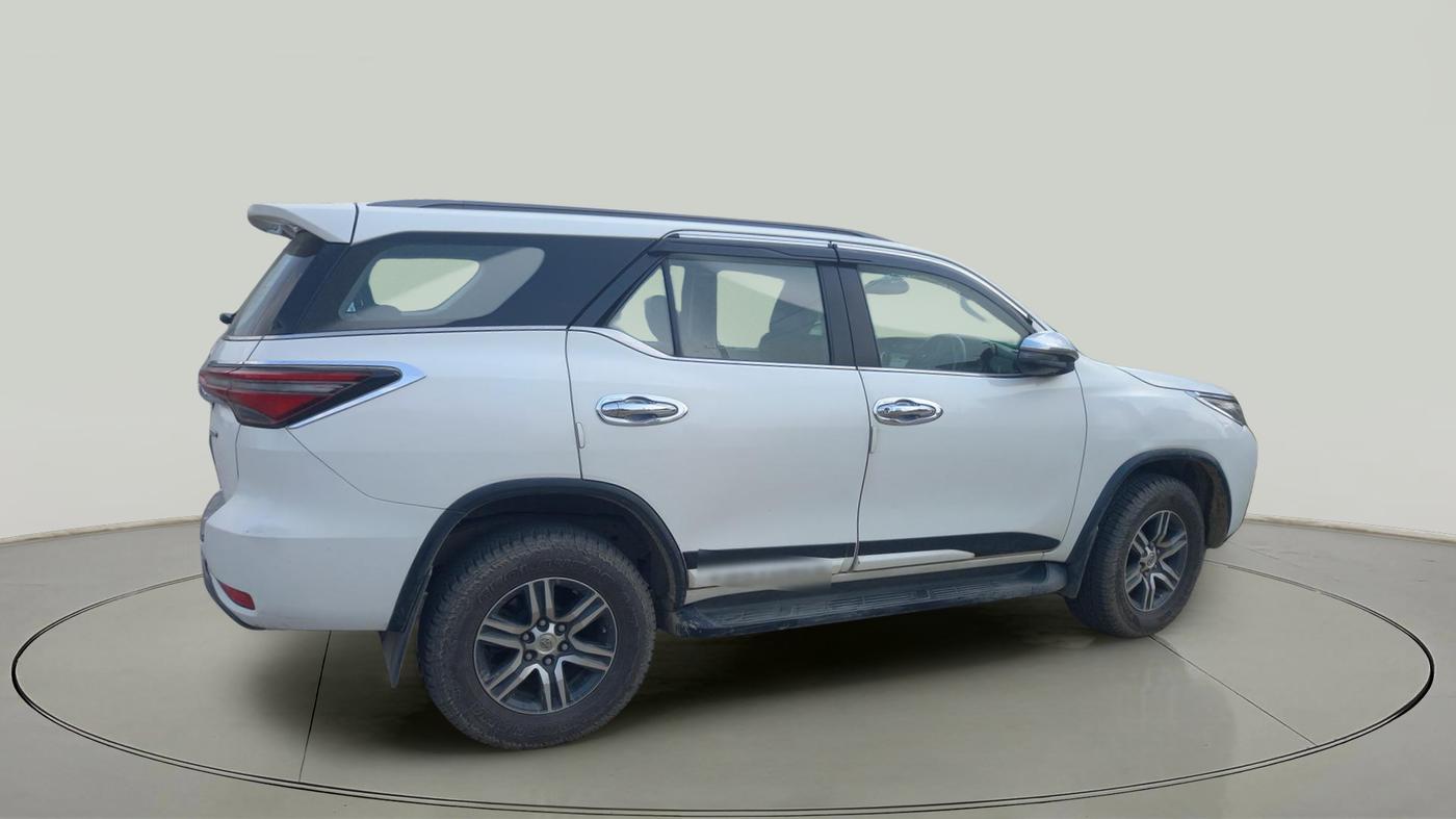 2018 Toyota Fortuner 2.8 4X2 MT, Diesel, Manual, 1,99,000 km, exterior