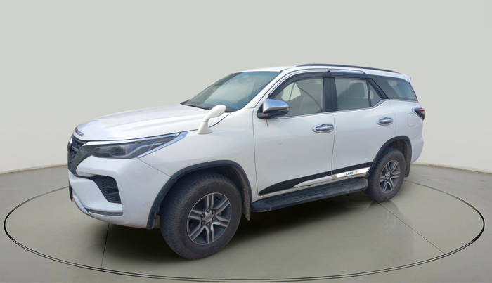 2018 Toyota Fortuner 2.8 4X2 MT, Diesel, Manual, 1,98,129 km, exterior