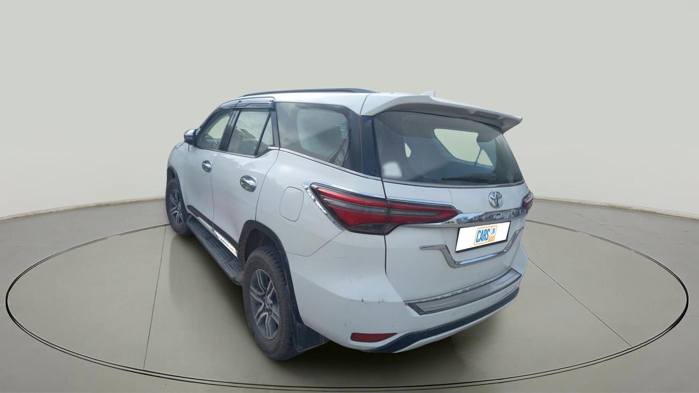 2018 Toyota Fortuner 2.8 4X2 MT, Diesel, Manual, 1,99,000 km, exterior