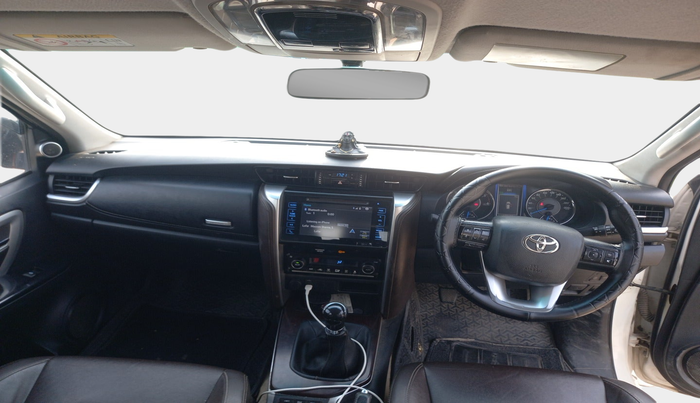 2018 Toyota Fortuner 2.8 4X2 MT, Diesel, Manual, 1,98,129 km, interior