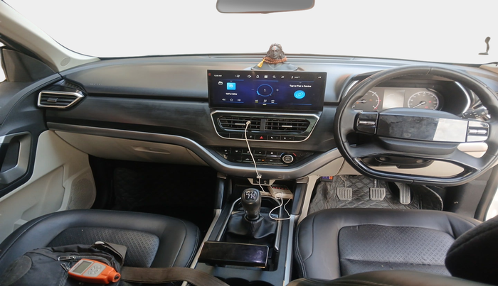 2021 Tata Safari XT PLUS, Diesel, Manual, 25,611 km, interior