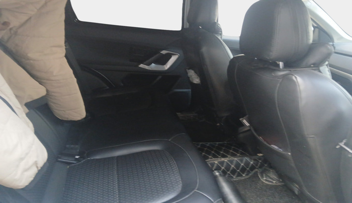 2022 Tata Harrier XM 2.0L KRYOTEC, Diesel, Manual, 41,679 km, interior