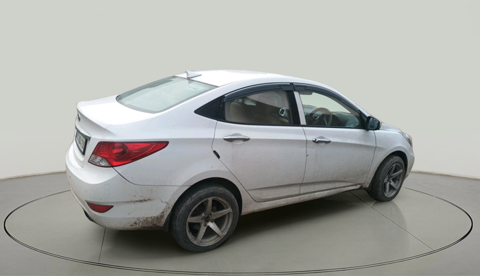 2015 Hyundai Verna FLUIDIC 1.6 CRDI EX, Diesel, Manual, 1,82,859 km, exterior