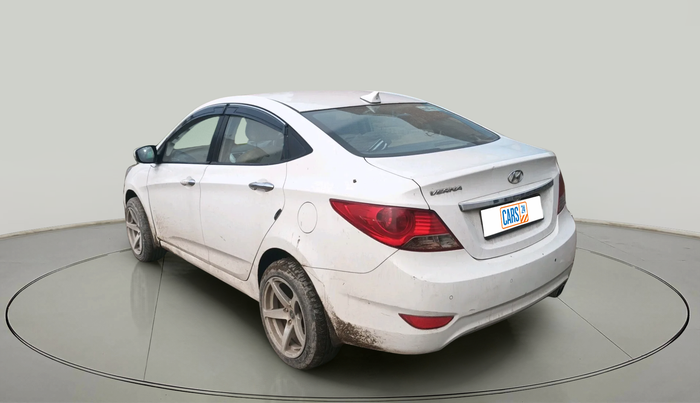 2015 Hyundai Verna FLUIDIC 1.6 CRDI EX, Diesel, Manual, 1,82,859 km, exterior