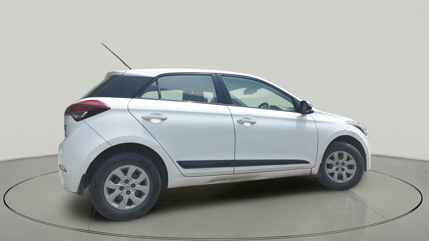 2015 Hyundai Elite i20 SPORTZ 1.4 CRDI, Diesel, Manual, 88,000 km, exterior
