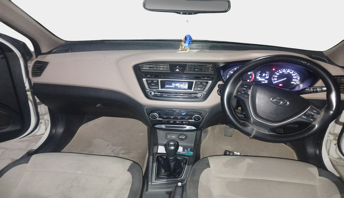 2015 Hyundai Elite i20 SPORTZ 1.2 (O), Petrol, Manual, 74,278 km, interior