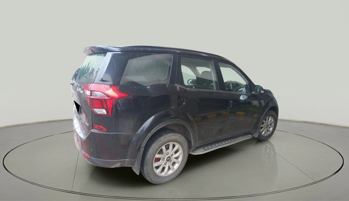 2019 Mahindra XUV500 W9, Diesel, Manual, 1,23,288 km, exterior