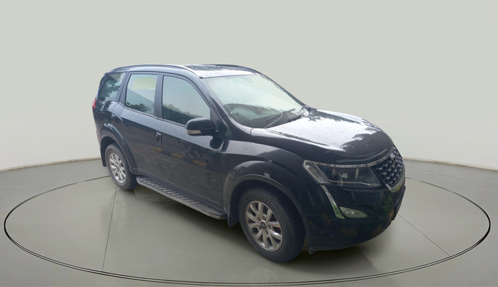 2019 Mahindra XUV500 W9, Diesel, Manual, 1,23,288 km, exterior