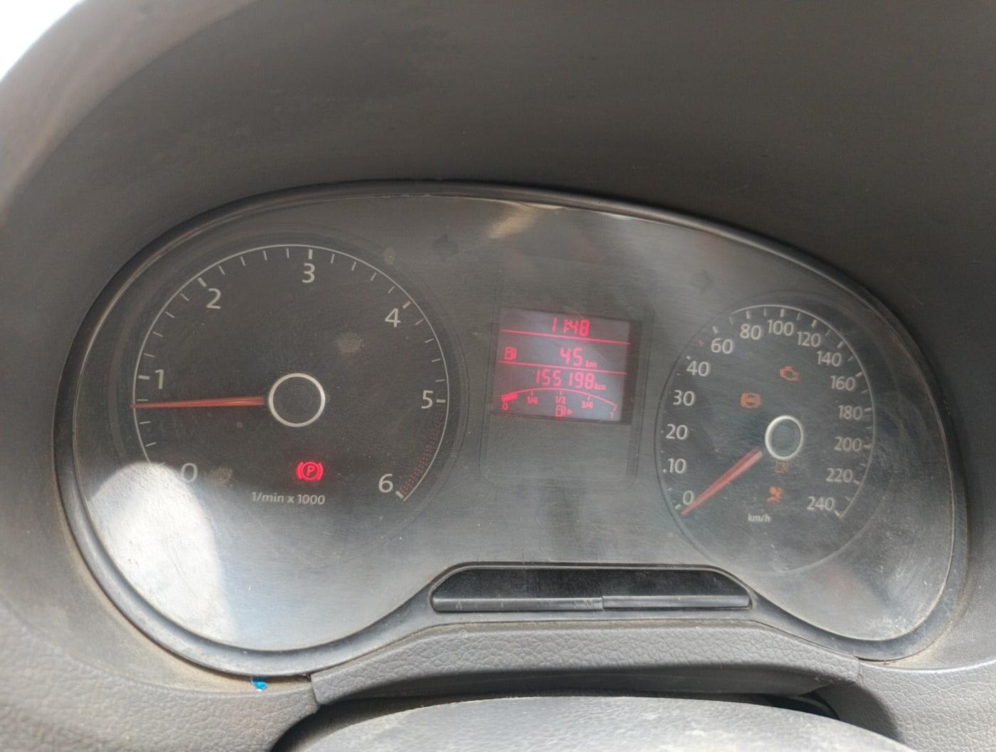 2012 Volkswagen Vento TRENDLINE DIESEL 1.6, Diesel, Manual, 1,55,198 km, interior