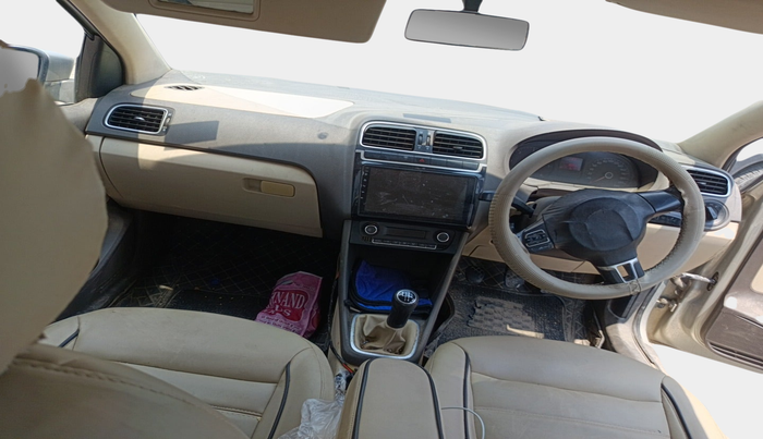 2012 Volkswagen Vento TRENDLINE DIESEL 1.6, Diesel, Manual, 1,55,198 km, interior
