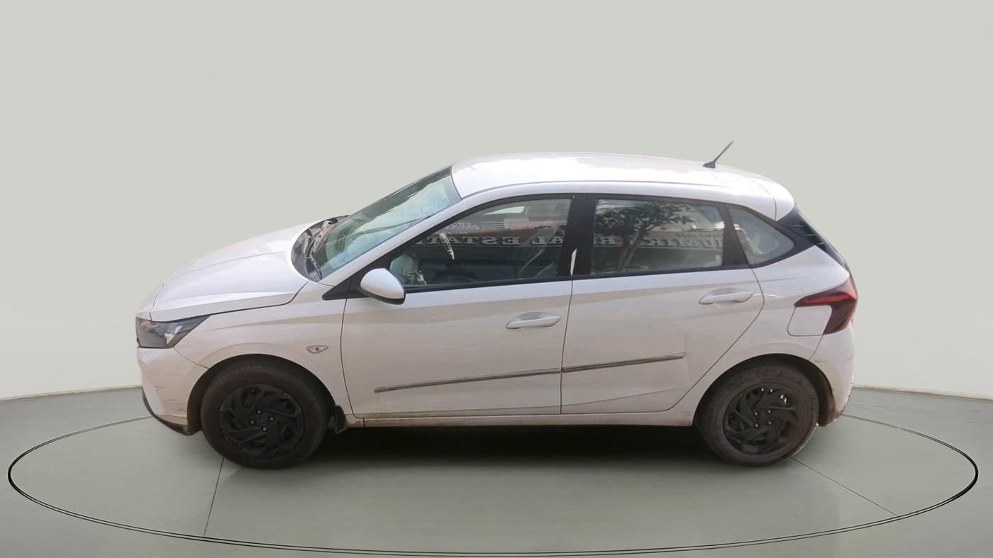 2022 Hyundai NEW I20 MAGNA 1.2 MT, Petrol, Manual, 56,831 km, exterior
