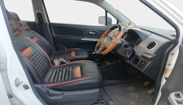 2011 Maruti Wagon R 1.0 VXI, Petrol, Manual, 79,800 km, interior