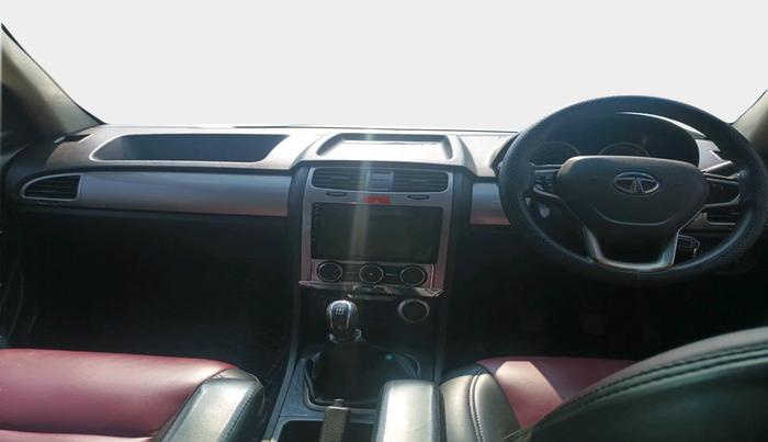 2019 Tata Safari Storme 2.2 EX 4X2, Diesel, Manual, 1,16,596 km, interior
