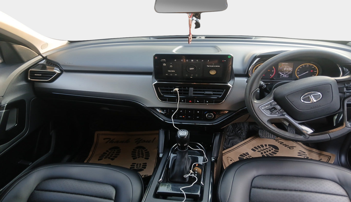 2023 Tata Safari XTA PLUS DARK EDITION, Diesel, Automatic, 62,366 km, interior