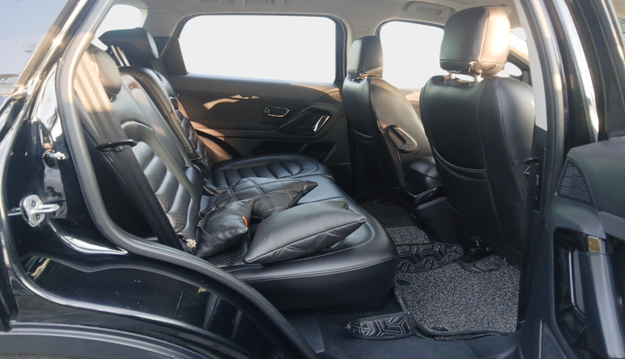 2023 Tata Safari XTA PLUS DARK EDITION, Diesel, Automatic, 62,366 km, interior