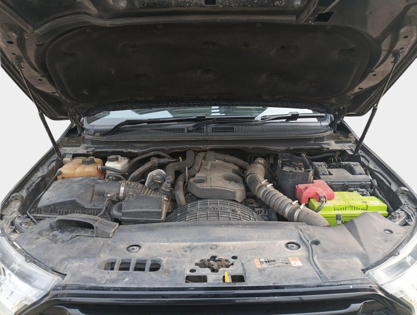 2020 Ford Endeavour TITANIUM PLUS 2.0 4X4 AT SUNROOF, Diesel, Automatic, 1,24,088 km, exterior