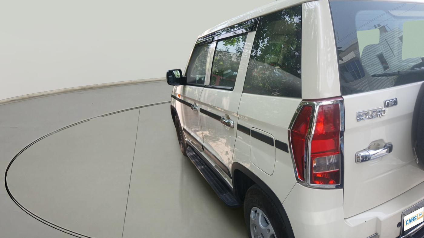 2023 Mahindra BOLERO NEO N 8, Diesel, Manual, 52,333 km, exterior