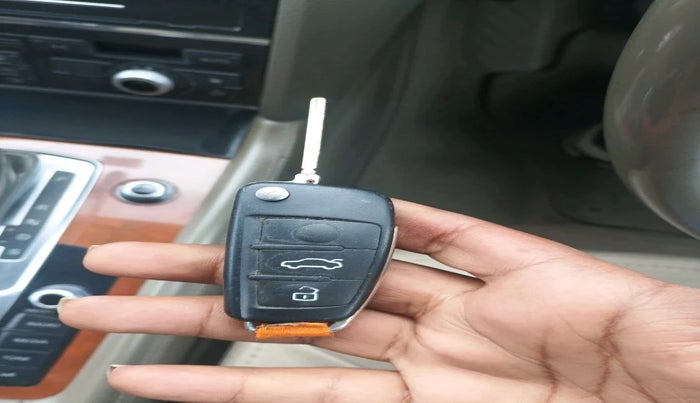 2013 Audi Q7 3.0 TDI QUATTRO, Diesel, Automatic, 75,679 km, interior