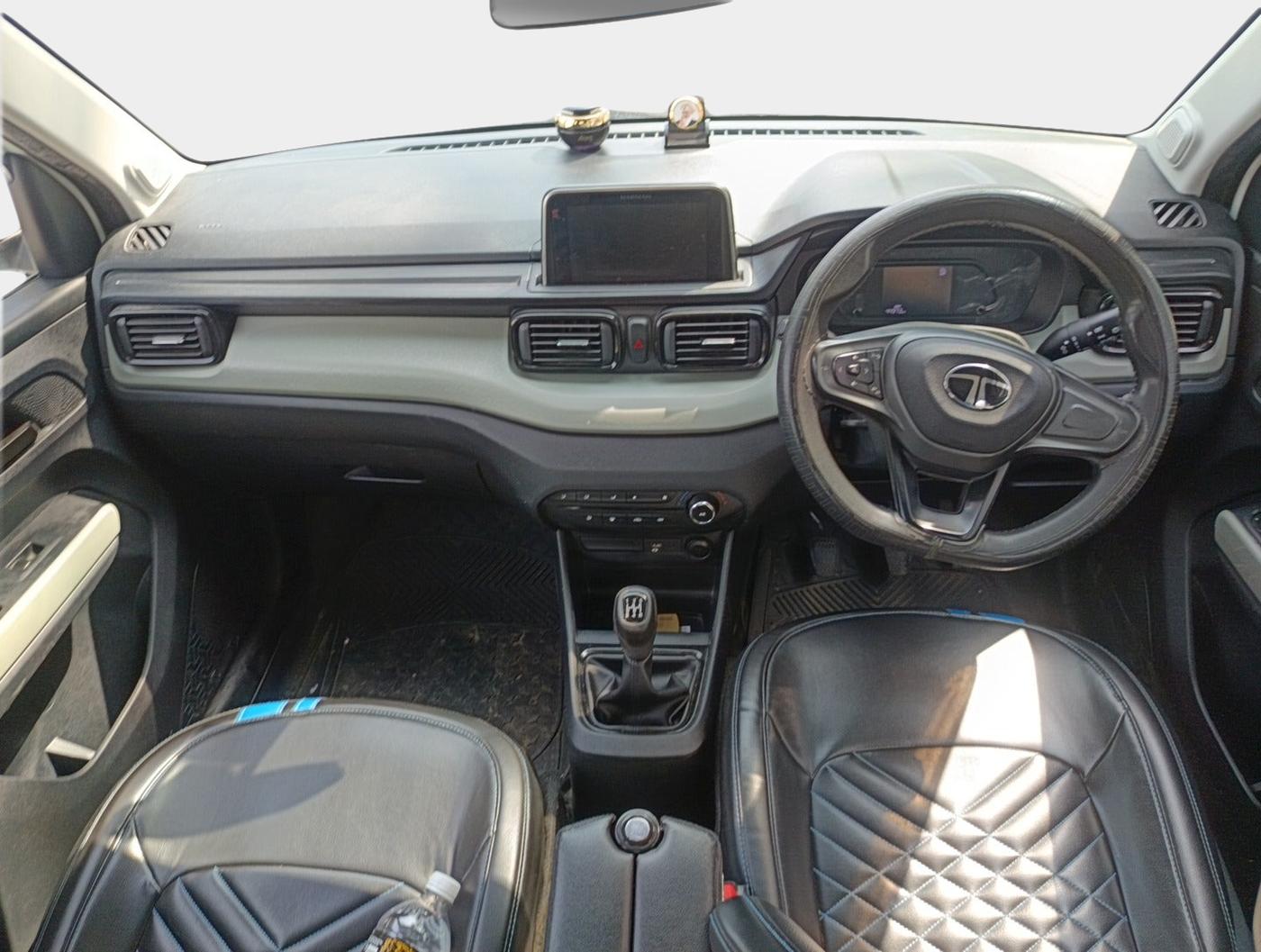 2024 Tata PUNCH ADVENTURE RHYTHM CNG MT, Petrol, Manual, 44,375 km, interior