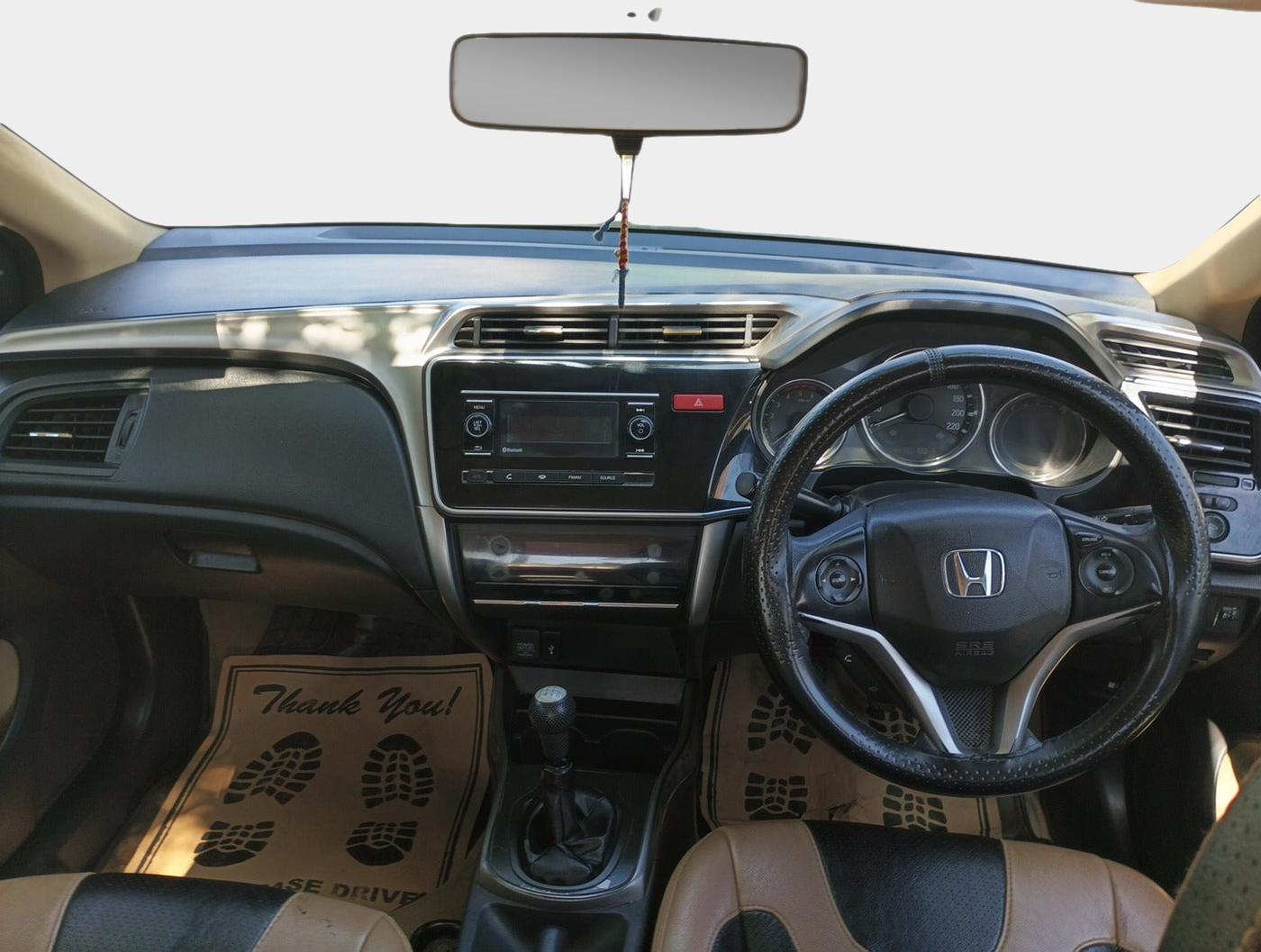 2015 Honda City 1.5L I-DTEC SV, Diesel, Manual, 1,92,431 km, interior