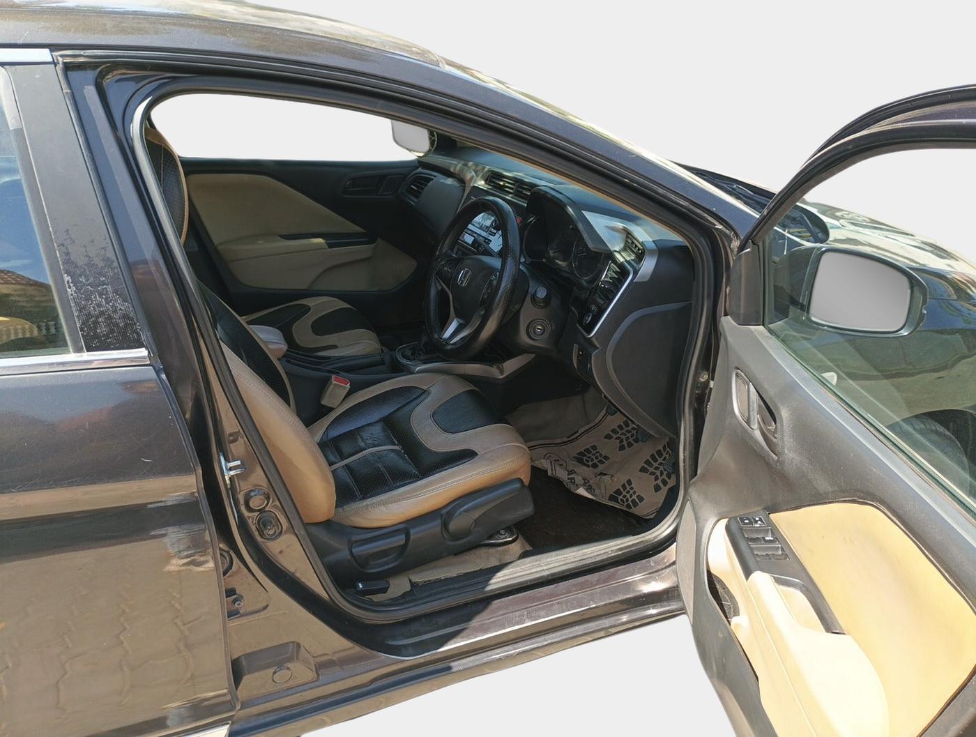 2015 Honda City 1.5L I-DTEC SV, Diesel, Manual, 1,92,431 km, interior