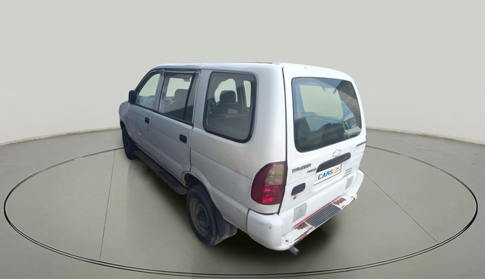 2011 Chevrolet Tavera NEO 2 LS 7 - STR, Diesel, Manual, 3,55,660 km, exterior