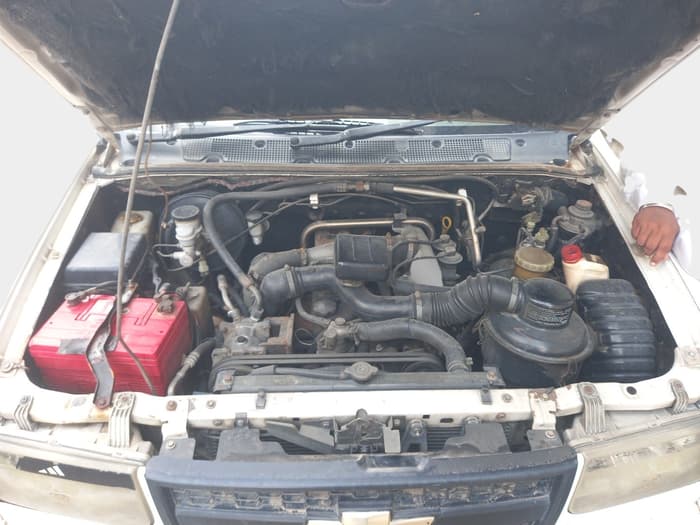 2011 Chevrolet Tavera NEO 2 LS 7 - STR, Diesel, Manual, 3,55,660 km, exterior