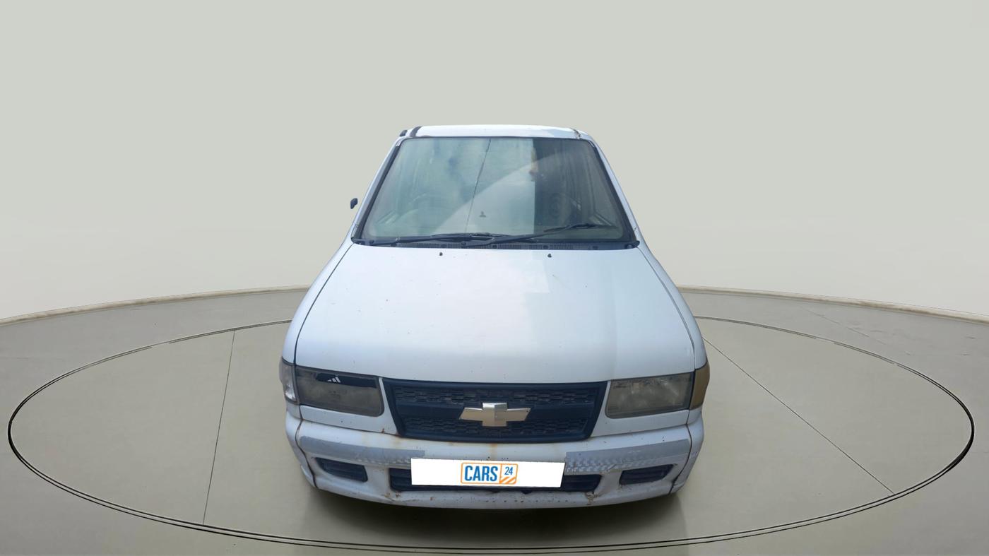 2011 Chevrolet Tavera NEO 2 LS 7 - STR, Diesel, Manual, 3,55,660 km, exterior