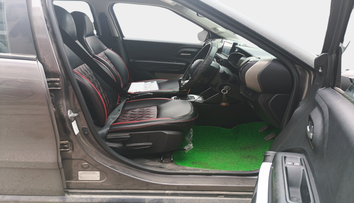 2024 CITROEN C3 FEEL 1.2, Petrol, Manual, 22,353 km, interior
