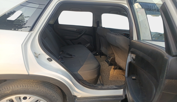 2022 Maruti Vitara Brezza LXI, Petrol, Manual, 27,436 km, interior