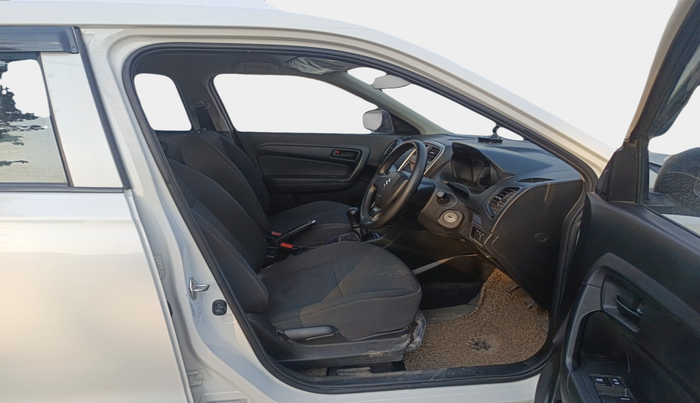 2022 Maruti Vitara Brezza LXI, Petrol, Manual, 27,436 km, interior