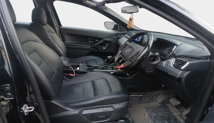 2023 Tata Harrier XZA PLUS 2.0L DARK EDITION, Diesel, Automatic, 34,875 km, interior
