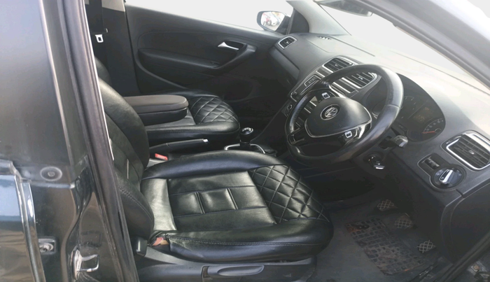 2018 Volkswagen Polo HIGHLINE PLUS 1.0 16 ALLOY, Petrol, Manual, 61,424 km, interior