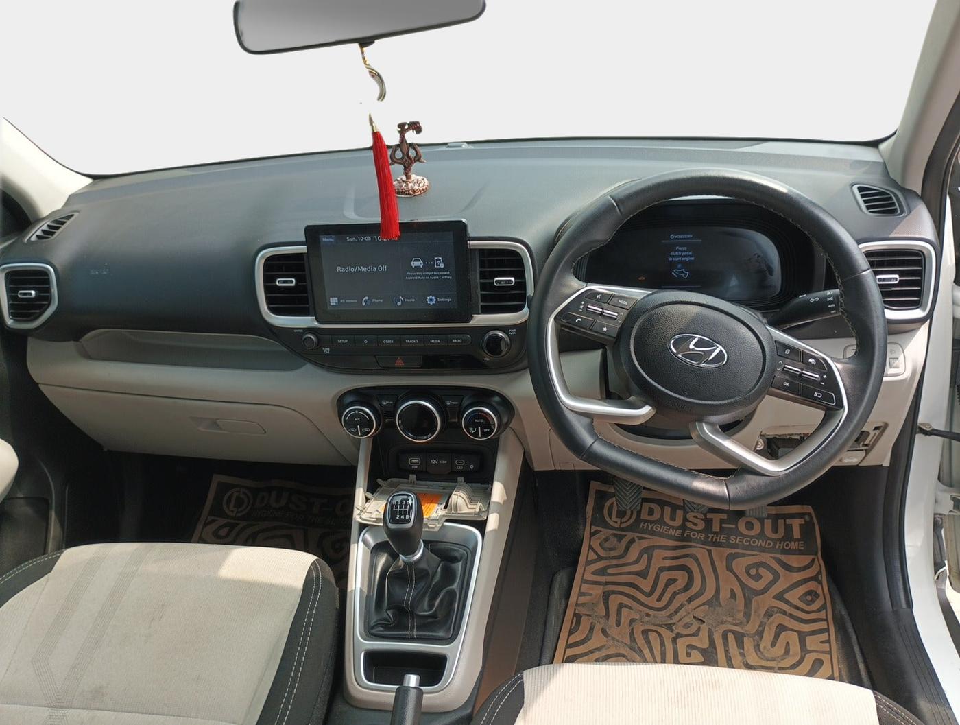 2023 Hyundai VENUE SX 1.5 CRDI, Diesel, Manual, 32,865 km, interior