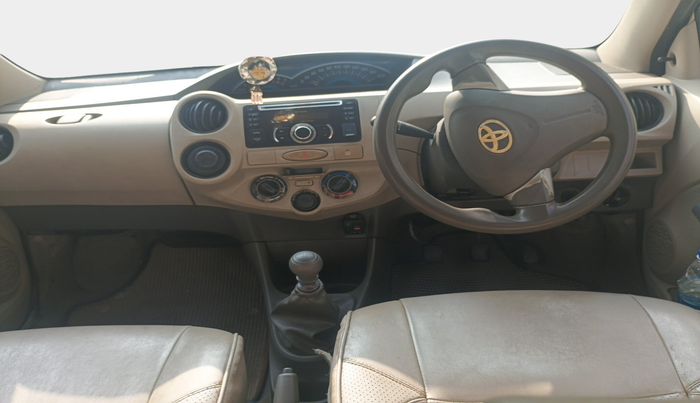 2015 Toyota Etios GD, Diesel, Manual, 1,78,219 km, interior