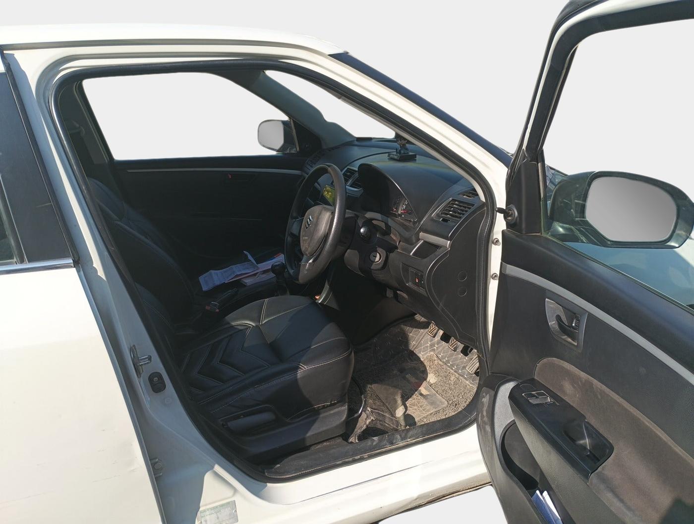2017 Maruti Swift LDI, Diesel, Manual, 1,10,473 km, interior