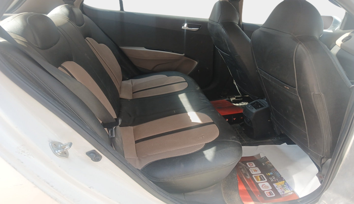 2017 Hyundai Grand i10 SPORTZ U2 1.2 CRDI, Diesel, Manual, 81,086 km, interior