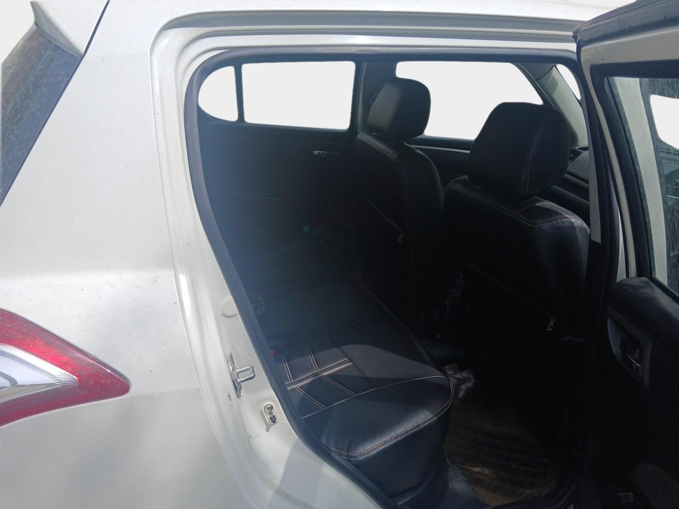 2016 Maruti Swift VDI (O), Diesel, Manual, 78,200 km, interior