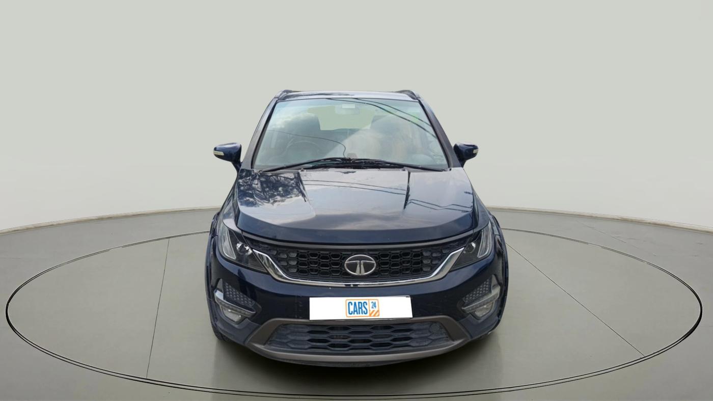 2017 Tata Hexa XT 4X2 7 STR, Diesel, Manual, 1,41,828 km, exterior