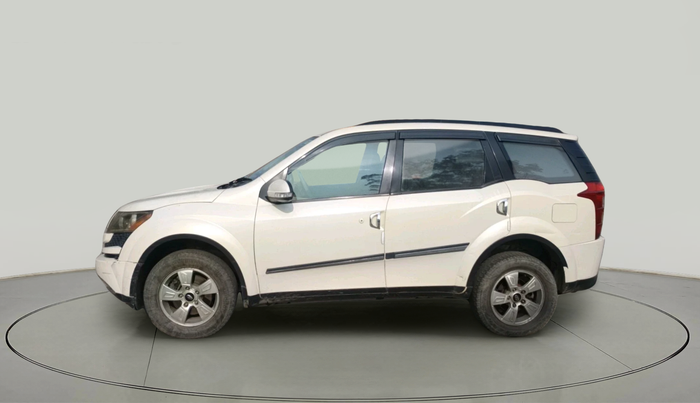 2013 Mahindra XUV500 W8, Diesel, Manual, 1,75,400 km, exterior