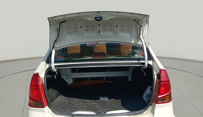 2012 Mahindra Verito 1.5 D6, Diesel, Manual, 1,31,528 km, exterior