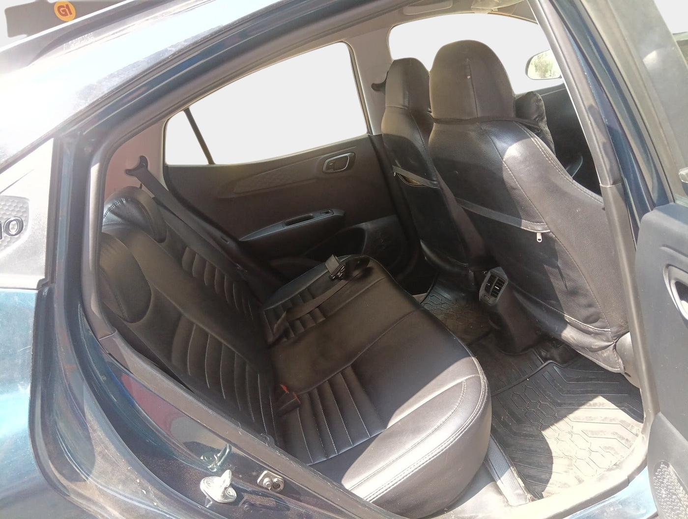 2021 Hyundai GRAND I10 NIOS SPORTZ 1.2 KAPPA VTVT DUAL TONE, Petrol, Manual, 30,377 km, interior
