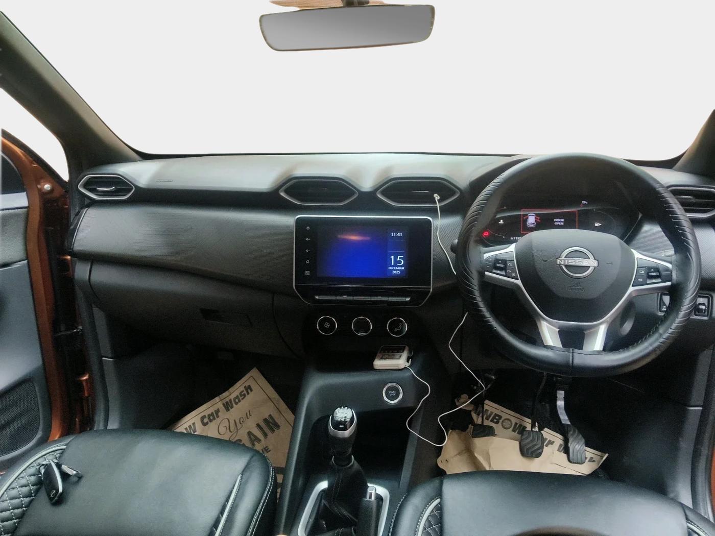 2025 Nissan MAGNITE N-Connecta B4D 1.0 Petrol MT, Petrol, Manual, 18,706 km, interior